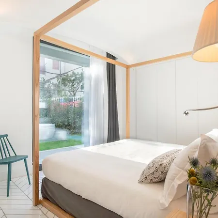 Apartment Luxury With Garden And Jacuzzi
