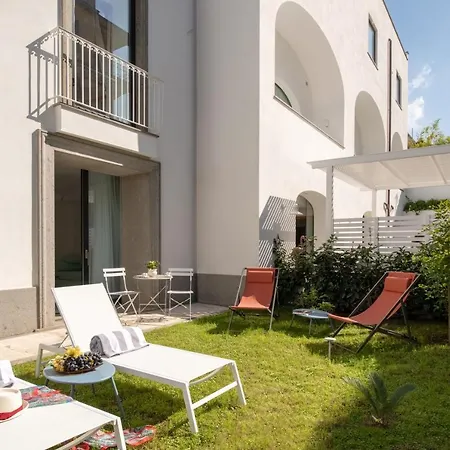 Luxury With Garden&jacuzzi * Sant'Agnello